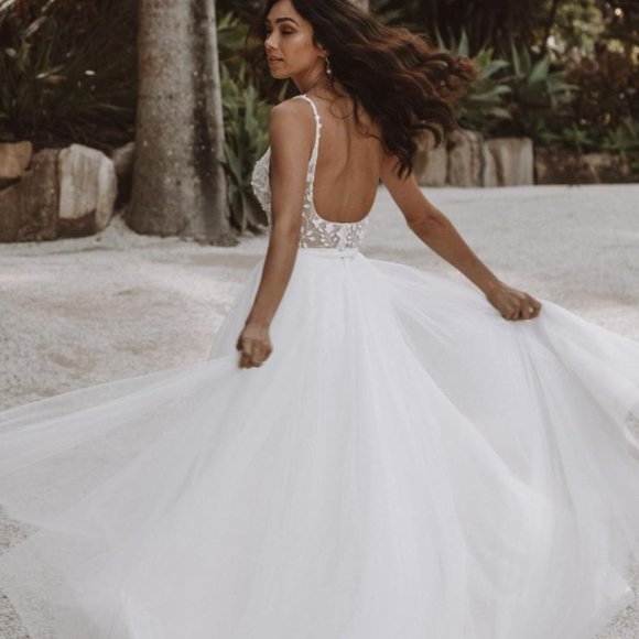 Made With Love Removable Flowy Skirt with Gap (over Wedding dress) - Picture 6 of 15